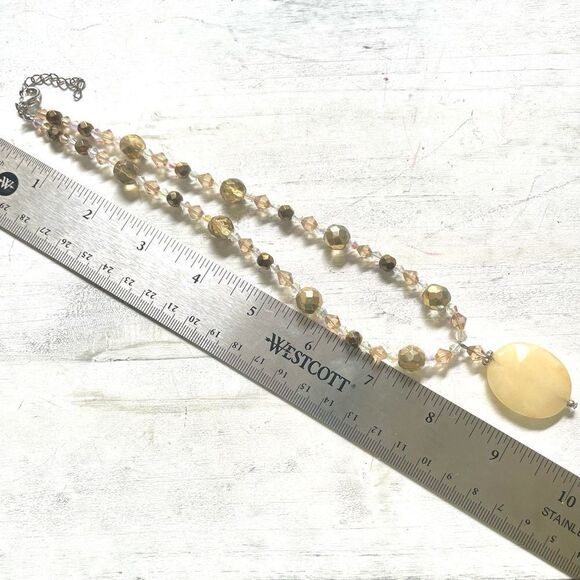 Chalcedony beaded pendant necklace - Picture 4 of 11